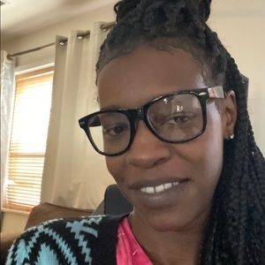 Meet your Posher, Marlena